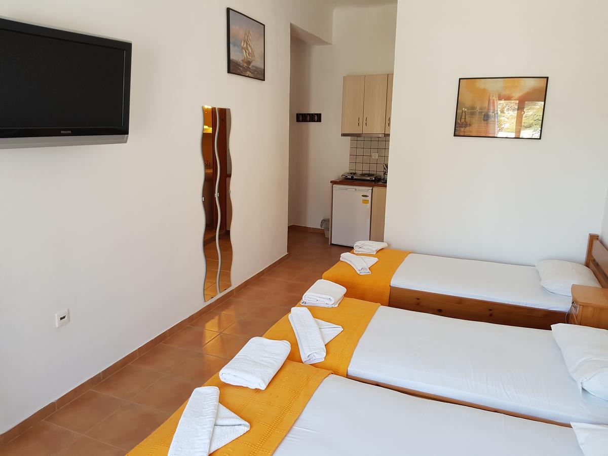 Aparthotel Lydia Mare Ágios Kírykos Exterior foto